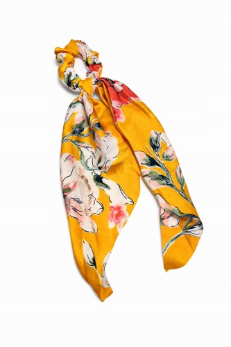 Gumka-do-wlosow-typu-scrunchie-delikatna (1).jpg